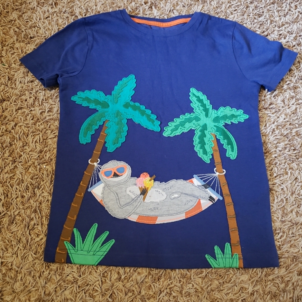 Mini Boden Kids Navy Blue Sloth Graphic T-Shirt Size 6/7  Wrm0